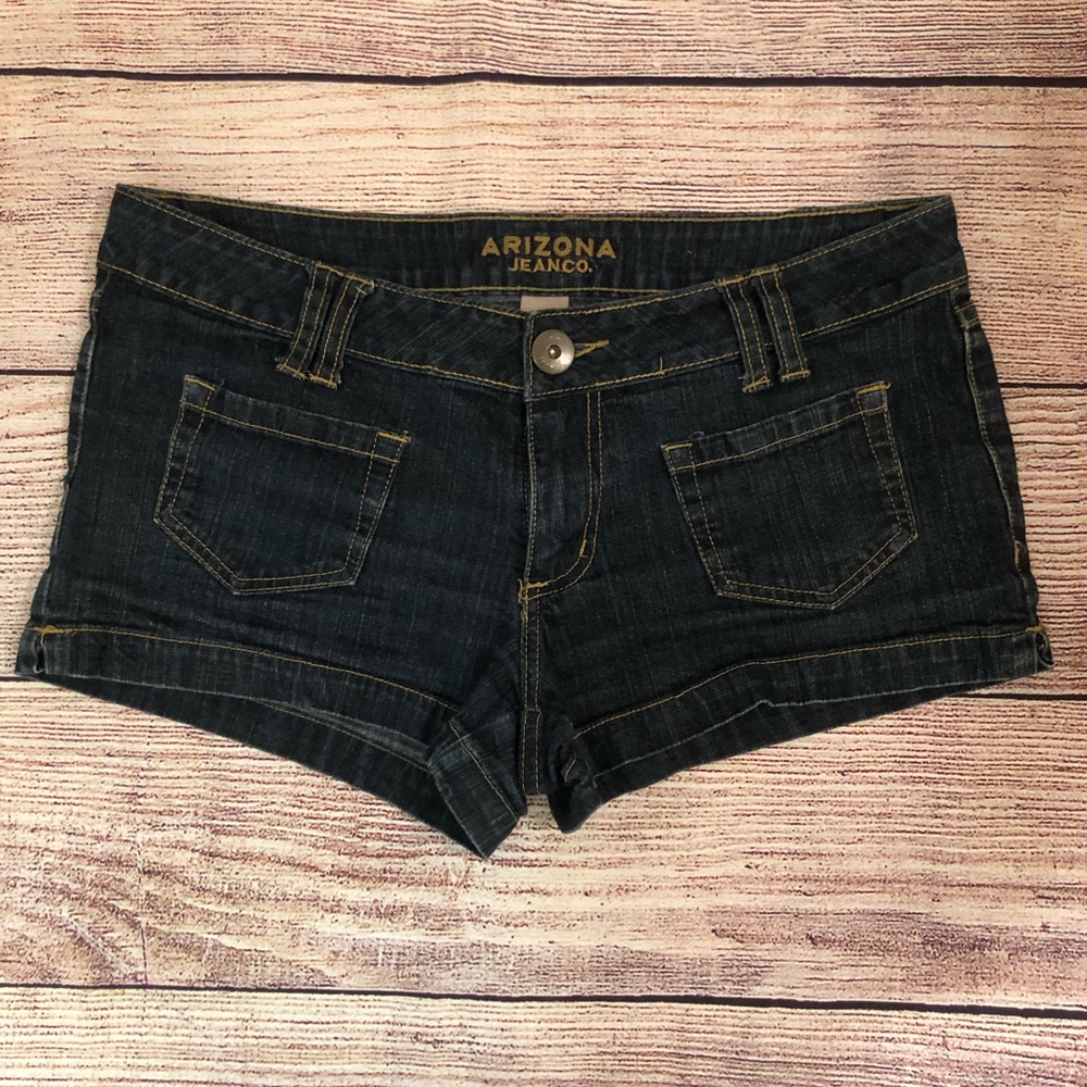 Arizona Jean Co. Short Junior Size 11, 2.5” inseam